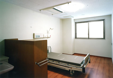 病室1床